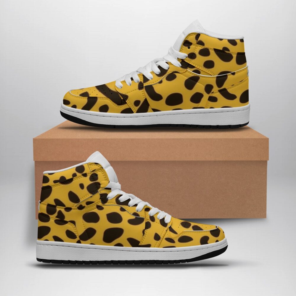 Retro Vibe Trainers with Vintage Touch - Wolf Maverick